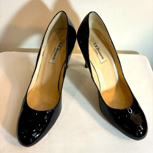 LK BENNETT Sz 38 Patent Leather Pumps Rounded Toe Cap Made In Spain Heels - Picture 1 of 8
